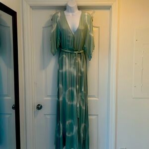 Summer Maxi Dress-  flowy, tie die.  Summer must have